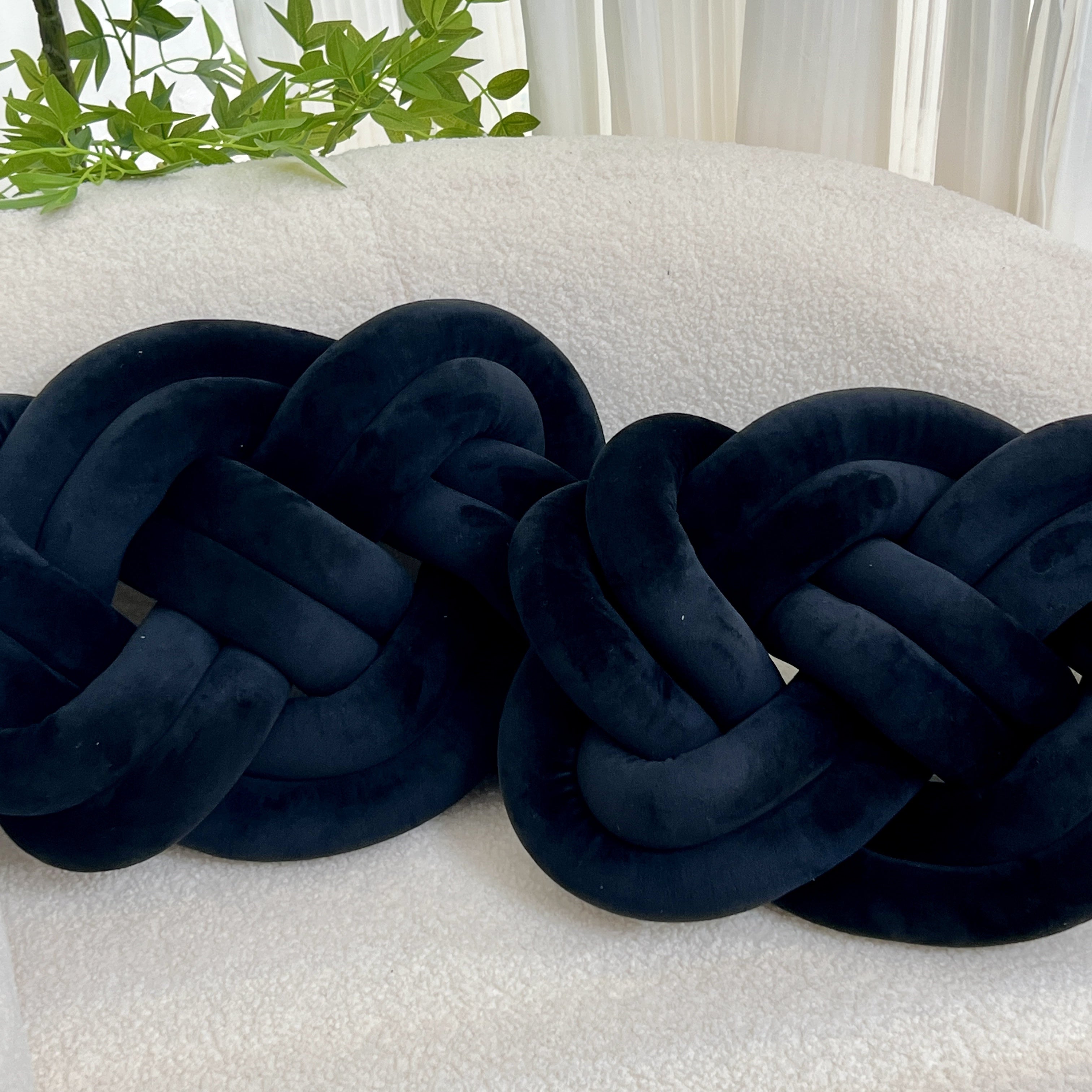 2 Pieces Button Ball Cushions - Soft Plush Cushions, Decorative Cushions for Bed, Sofa, and Living Room