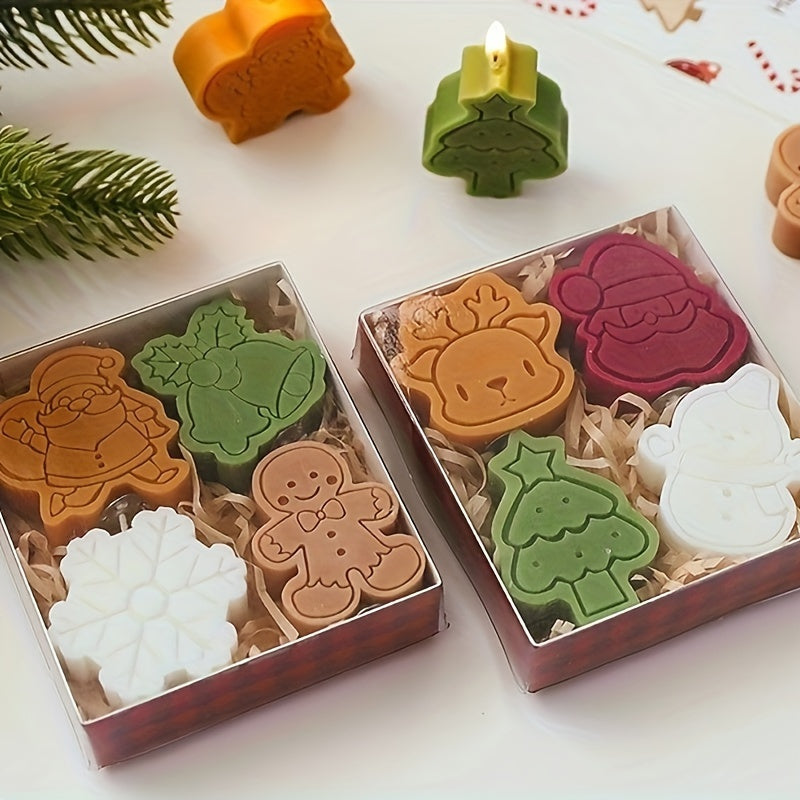 AromaGift - Set of 4 Christmas Theme Aromatherapy Candles