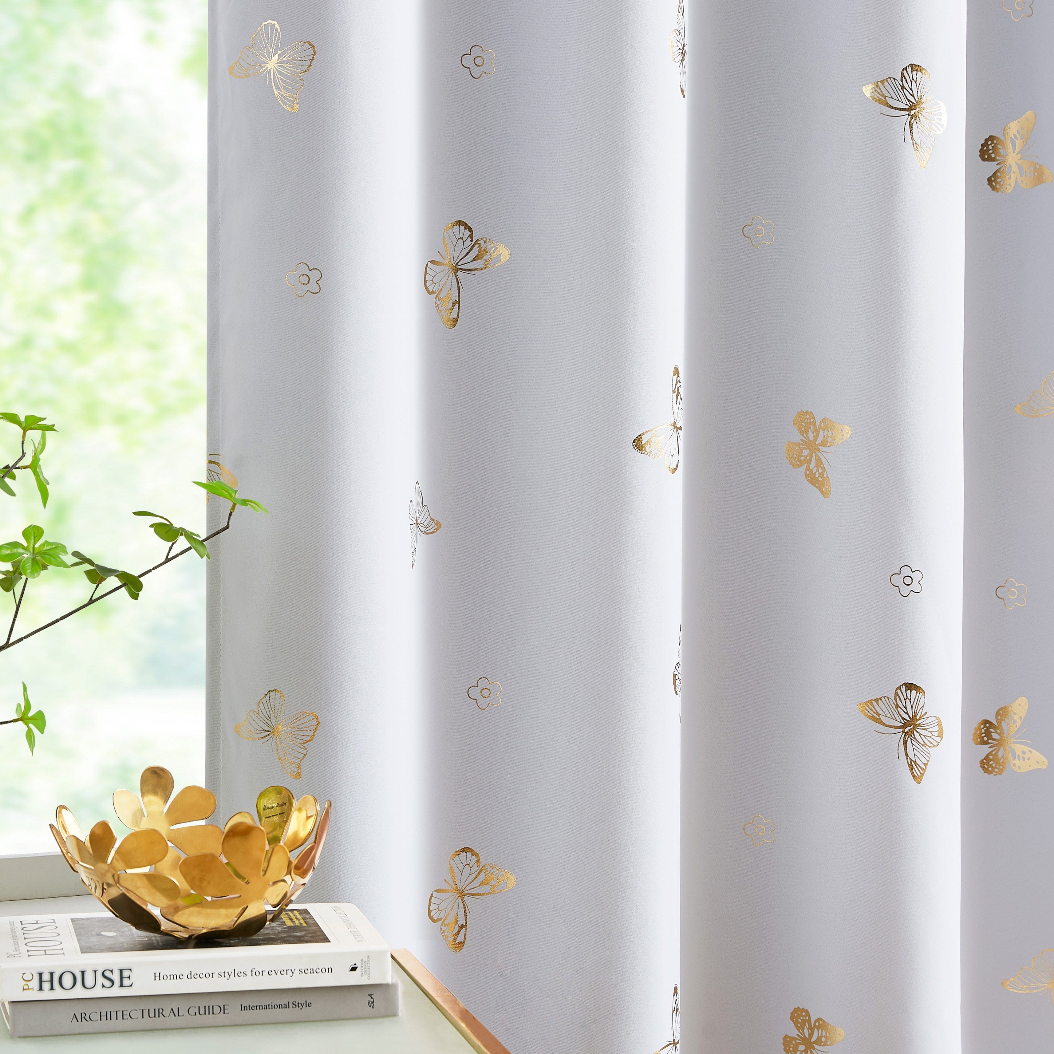 Bronzing Butterfly Blackout Curtains - 2 Pieces Heat and Sound Insulation for Living Room and Bedroom