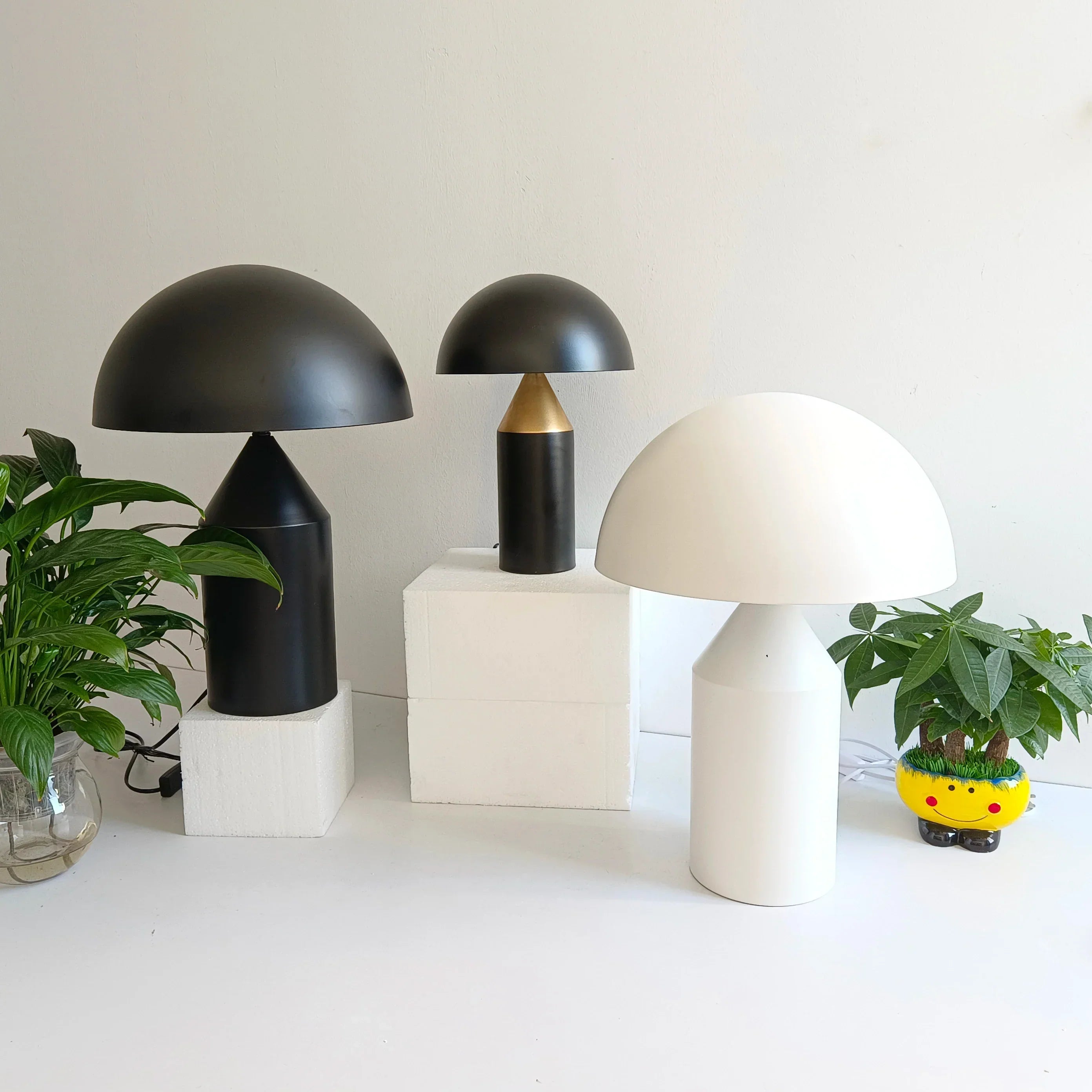 LumeShroom – LED Mushroom Table Lamp with Scandinavian Design