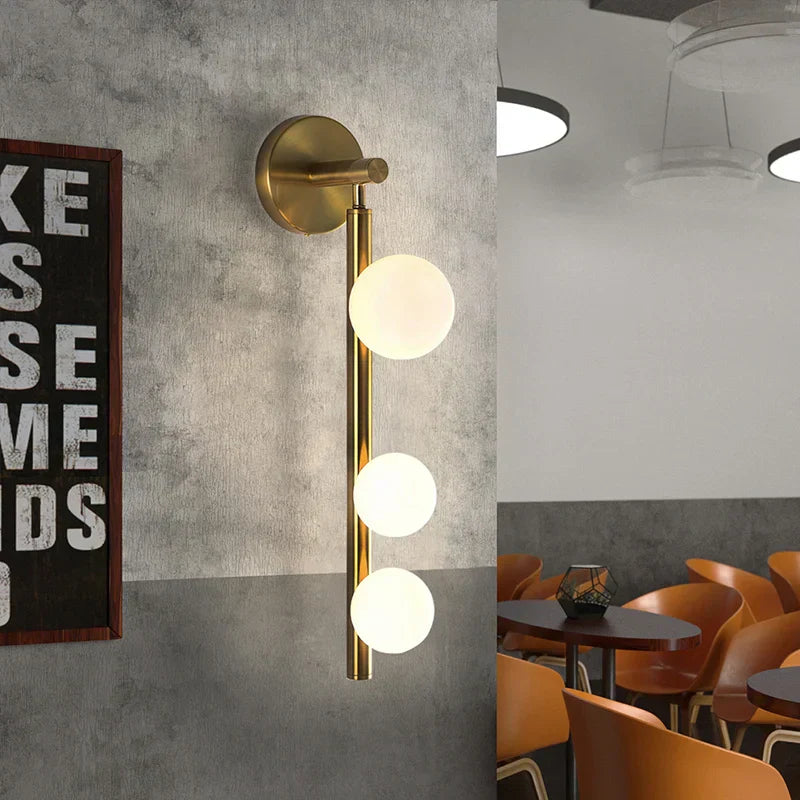 GlowSphere - Candeeiro de Parede LED Moderno com Design de Globo para Iluminação Interior Elegante