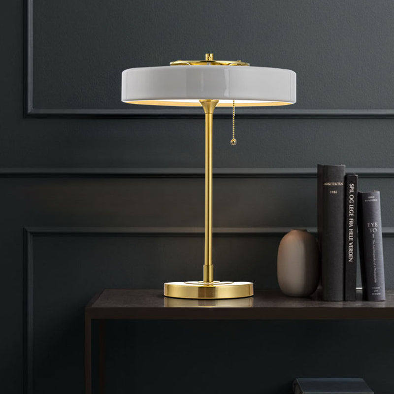 RetroGlow - Vintage Desk Lamp in Retro Design, Brass Table Lamp