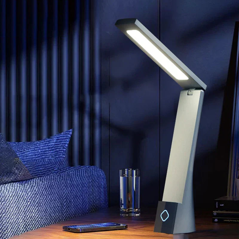 FlexiLume - Candeeiro de Secretária LED Regulável com Braço Flexível e USB