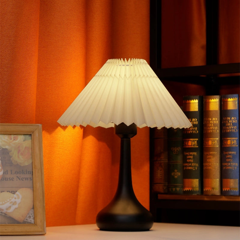 LumeFold – Lampada da tavolo LED pieghevole con illuminazione dimmerabile