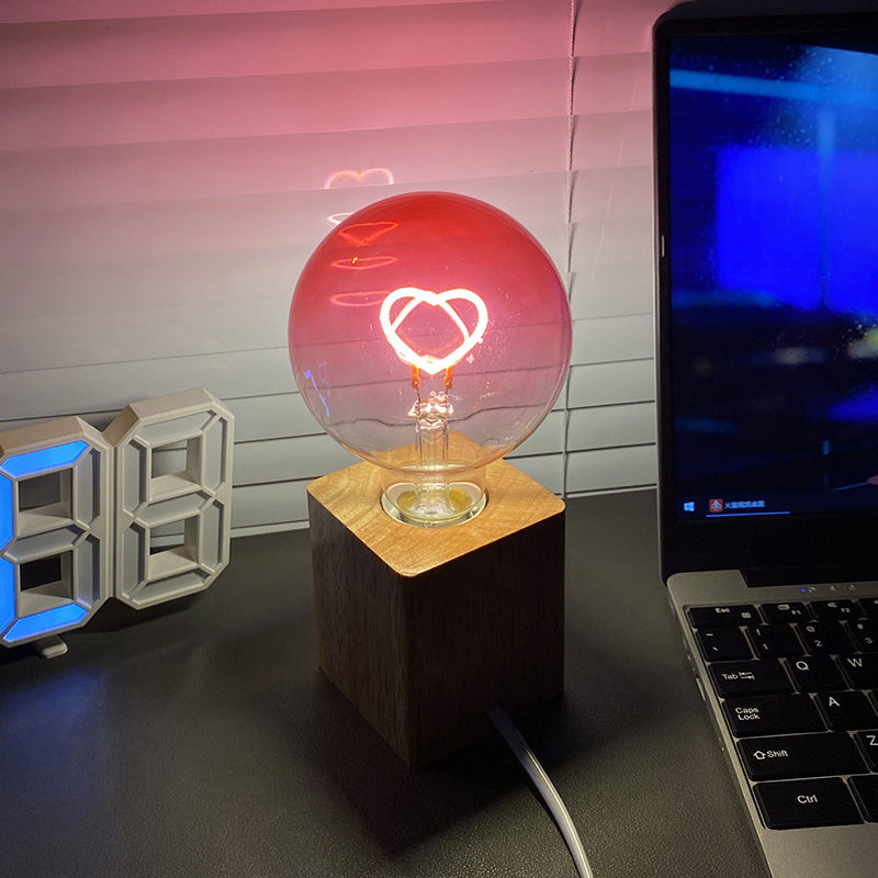 GlowHeart – Lâmpada LED Regulável com Padrão de Coração e Transição de Cores