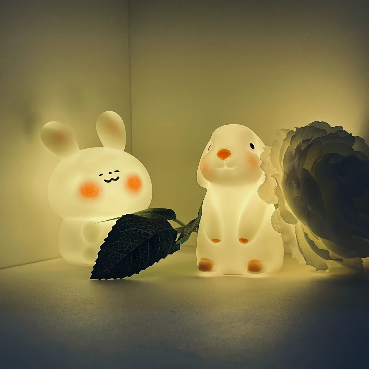 GlowDeco - Lampada Notturna Decorativa Alimentata a Batteria