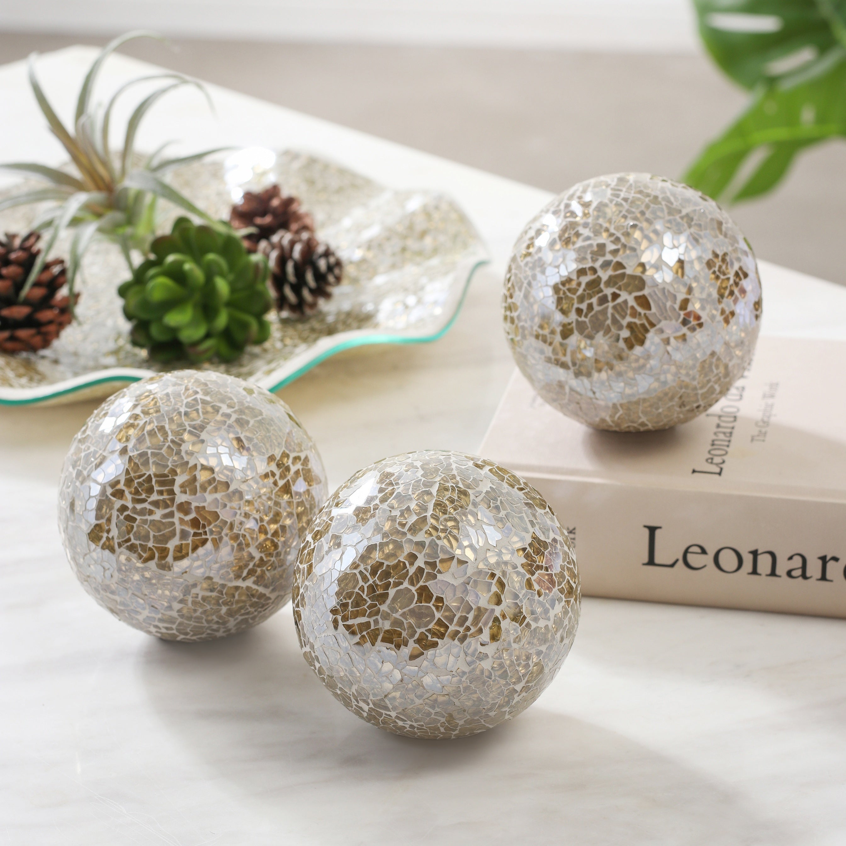 MosaicServe - 4-piece Glass Mosaic Decorative Bowl Set