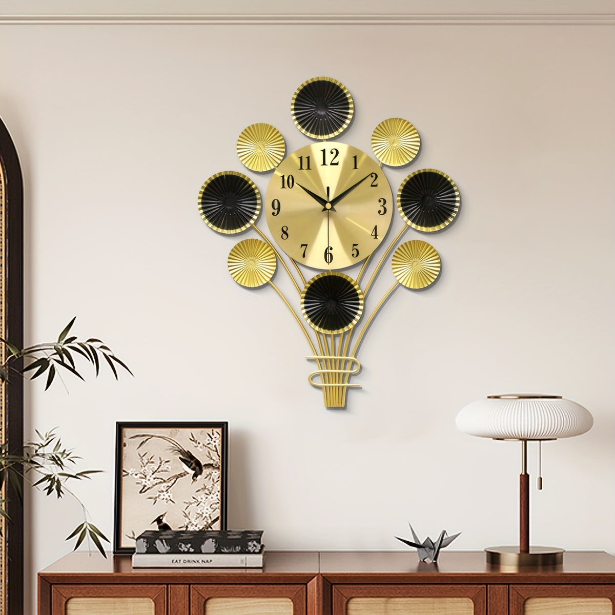 Moderne Metalen Stille Wandklok - Ballonvormig, Decoratief voor Woonkamer en Slaapkamer