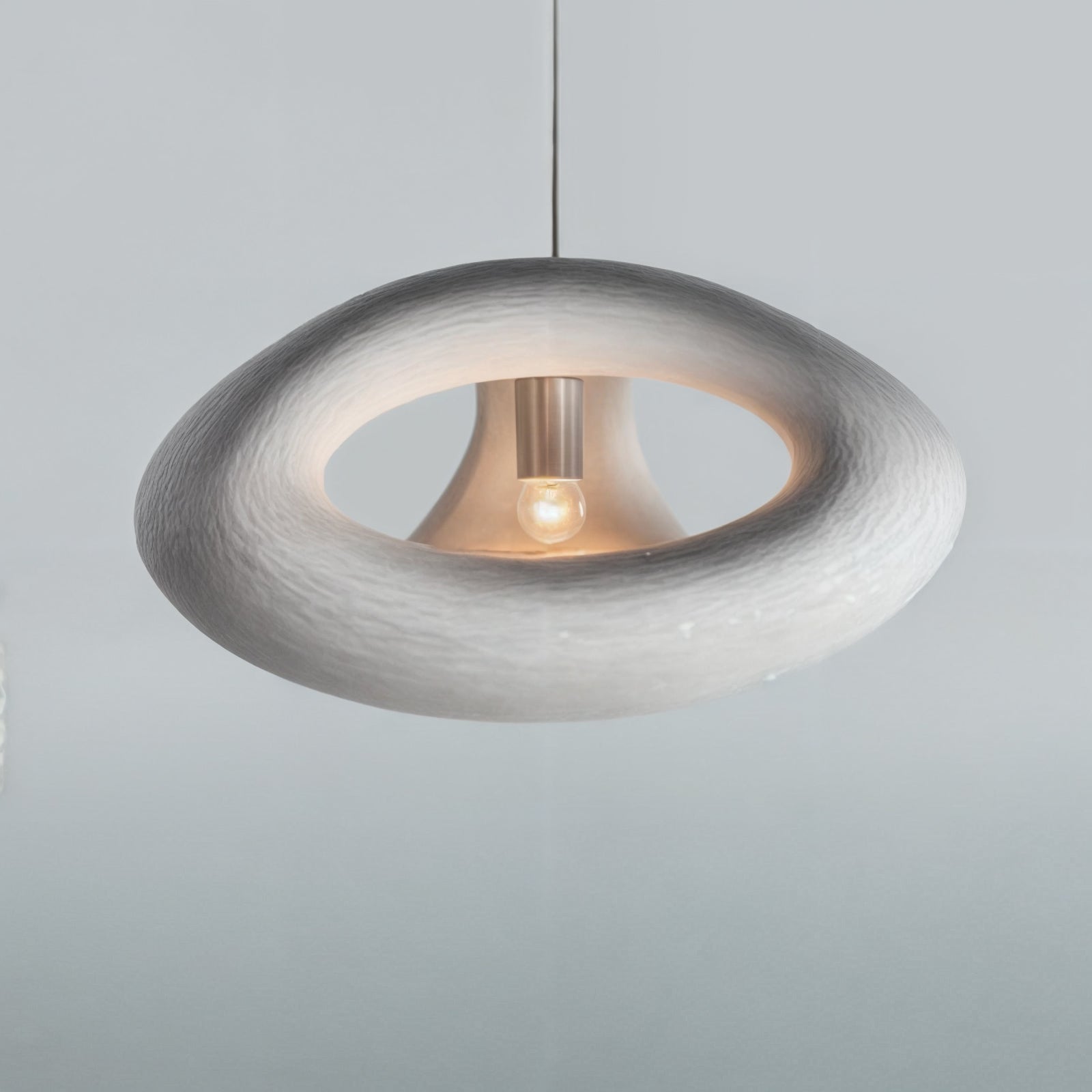 Arien Lampada da Soffitto: Illuminazione Moderna con Linee Pulite