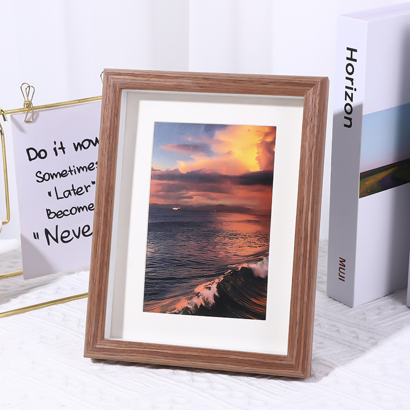 FotoFrame - Design Classico per Arte e Foto