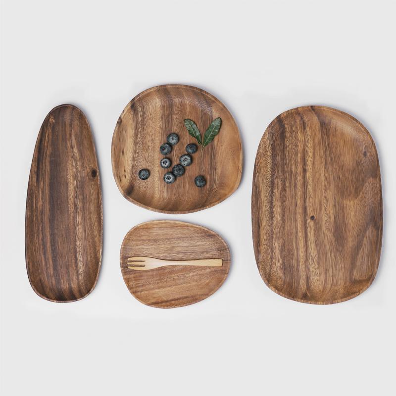 Set di 4 Piatti da Servire e da Mangiare in Legno