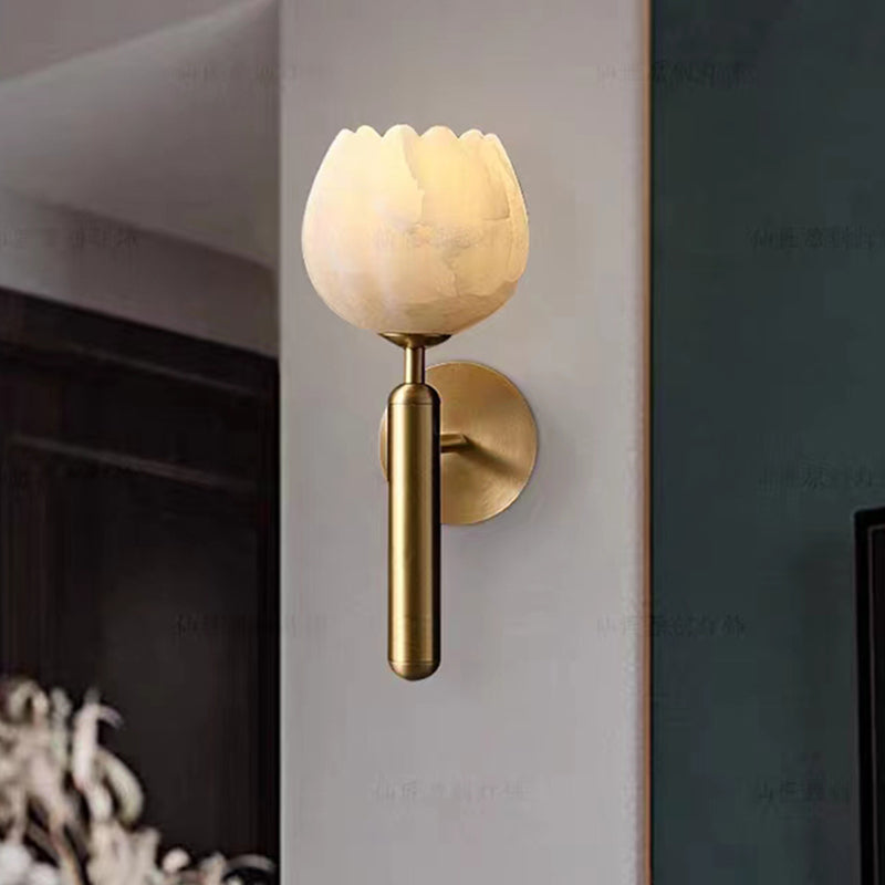LuxeLicht - Romantic Wall Lamp with Marble Finish