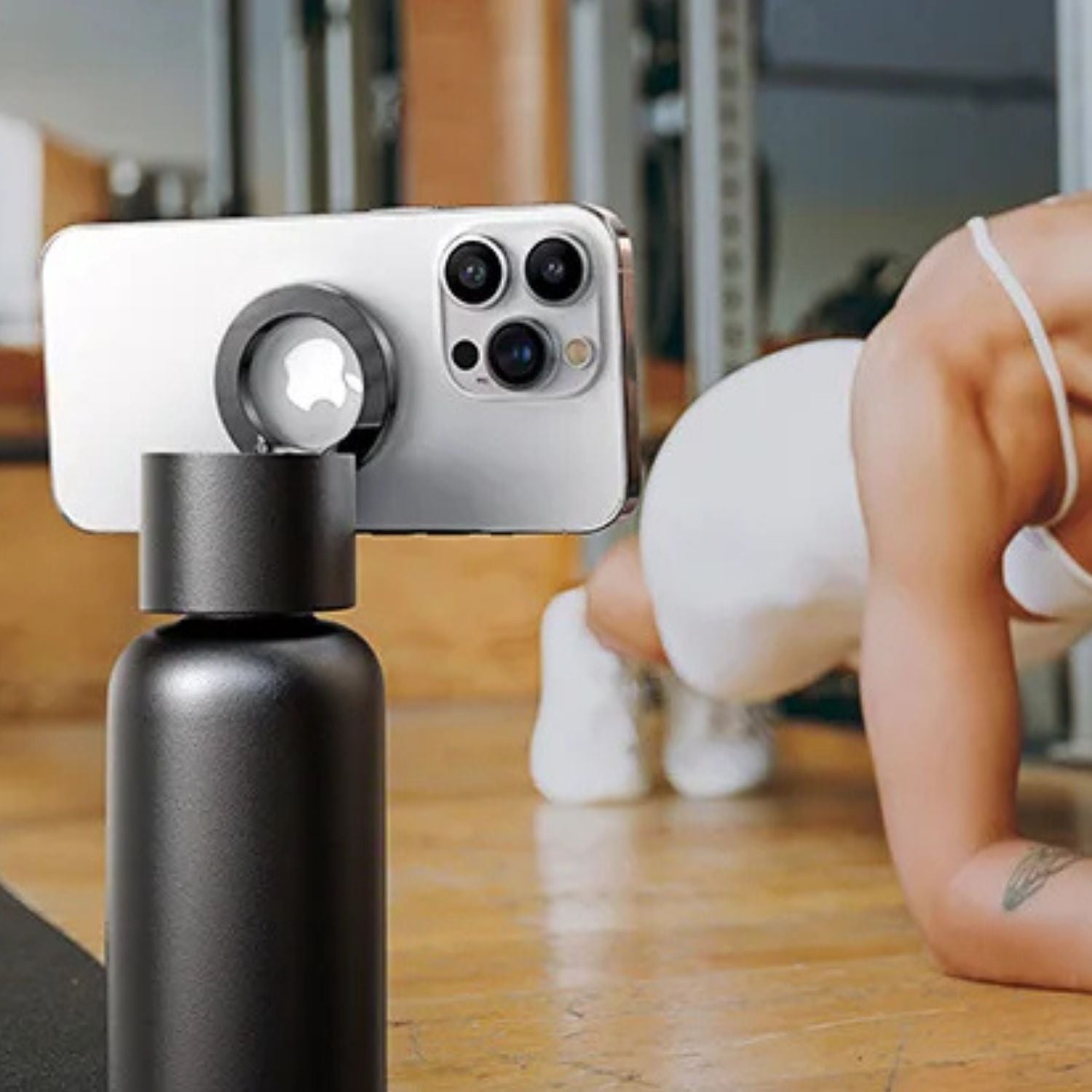 Botella de bebida magnética con soporte para teléfono - Innovadora y práctica