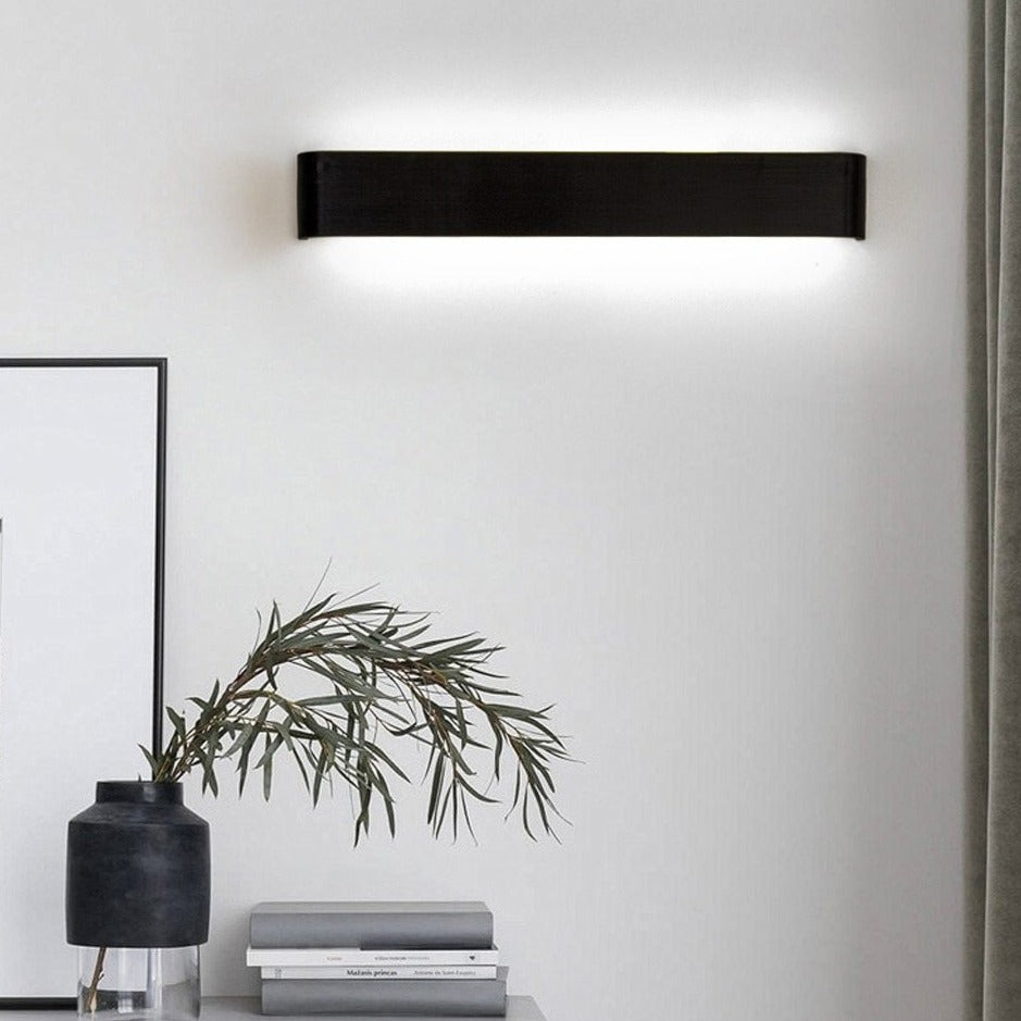 GlowLine - Lampada da parete LED elegante per illuminazione moderna