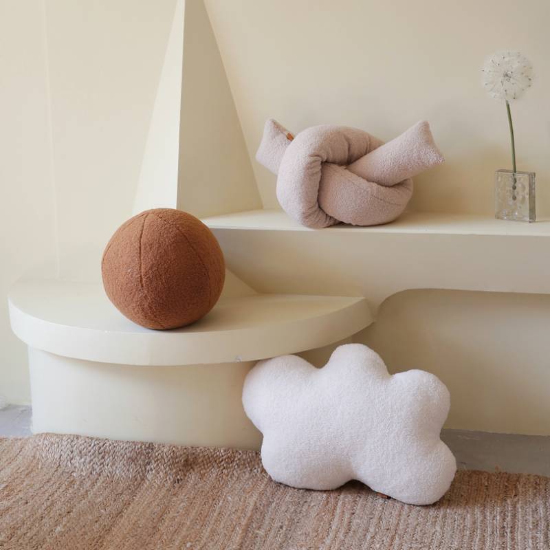 Cuscino decorativo a forma di nuvola morbido cuscino ornamentale per divano sedia