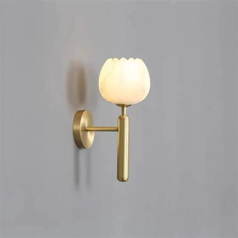LuxeLicht - Romantic Wall Lamp with Marble Finish
