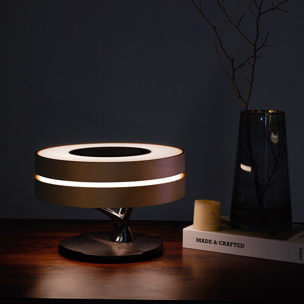 La lampada da tavolo Serie Moderna con altoparlante e caricatore wireless