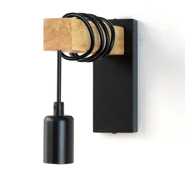 IronWood – Industrial Wall Lamp of Iron and Wood