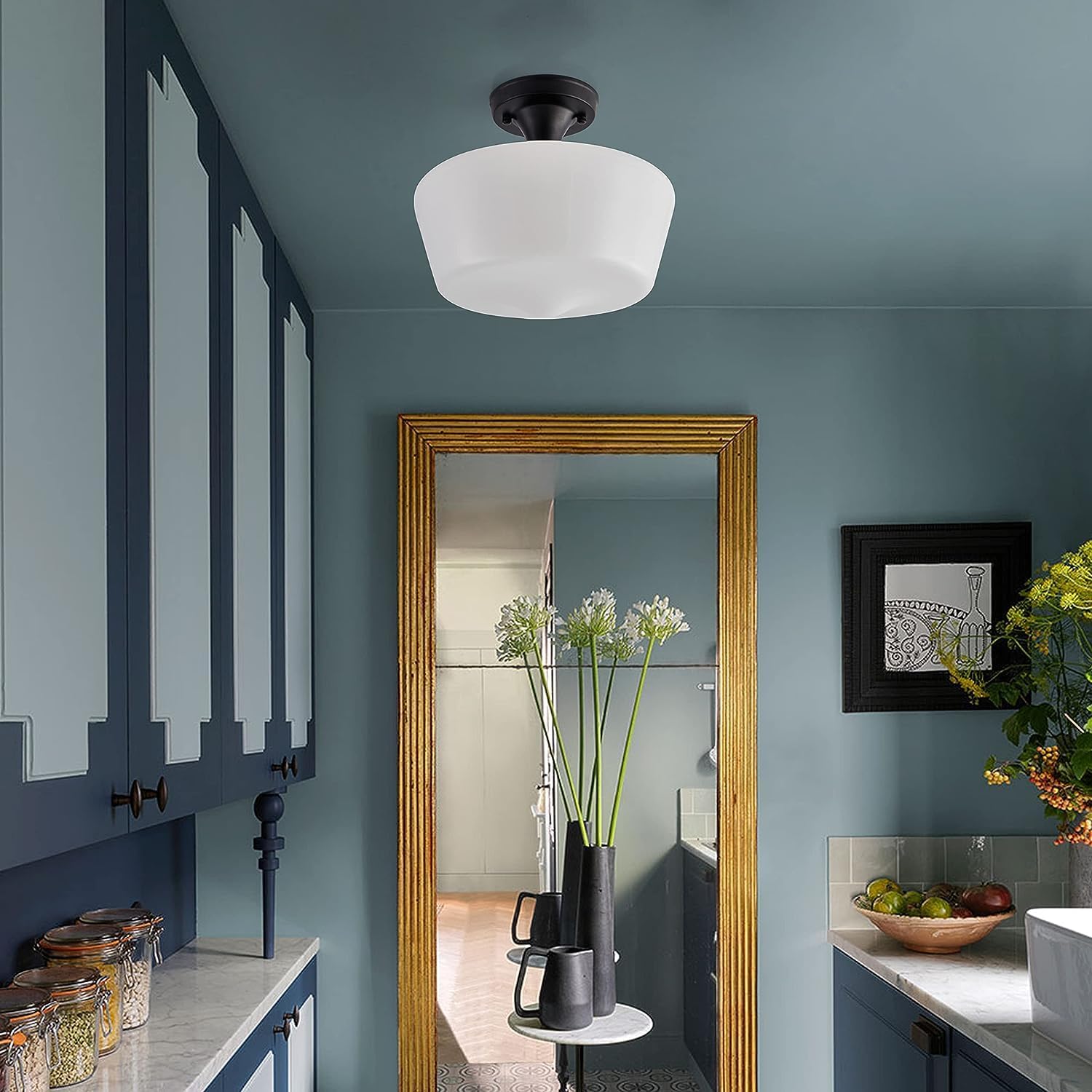 Lampada da soffitto Bauhaus in ottone per l'ingresso