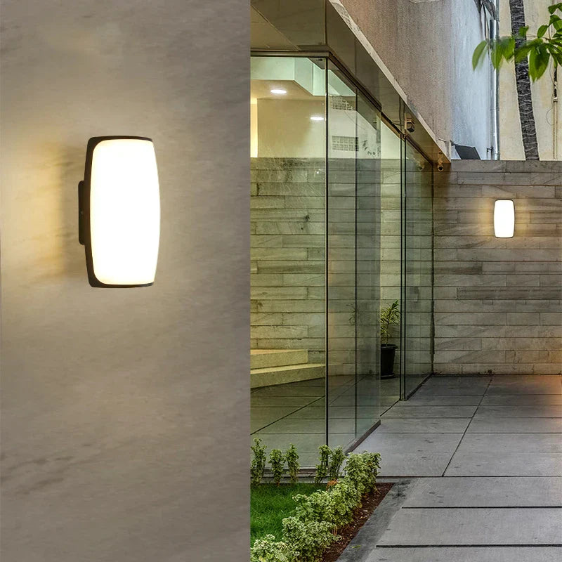 AquaShield - Lampada da esterno resistente all'acqua