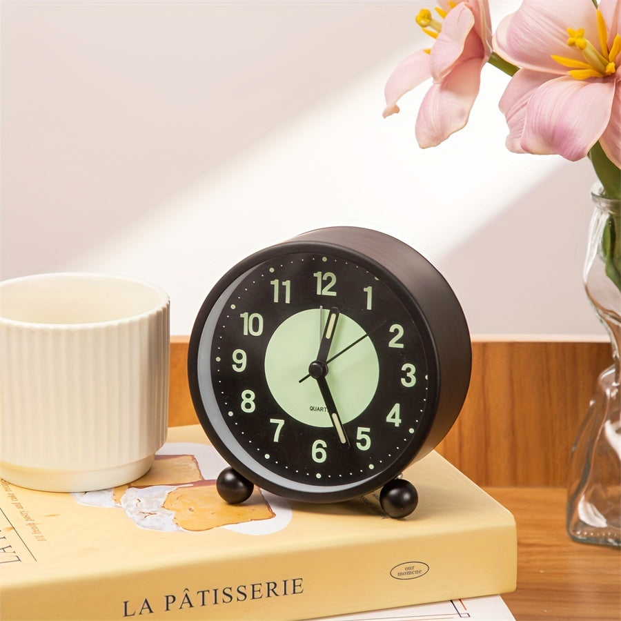 EleganceMetal - Chic Metal Alarm Clock with Soft Night Light