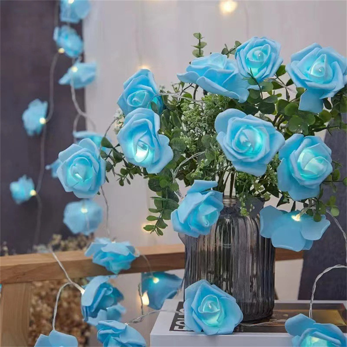 BloomLights - Catena Luminosa a LED Fiore di Rosa