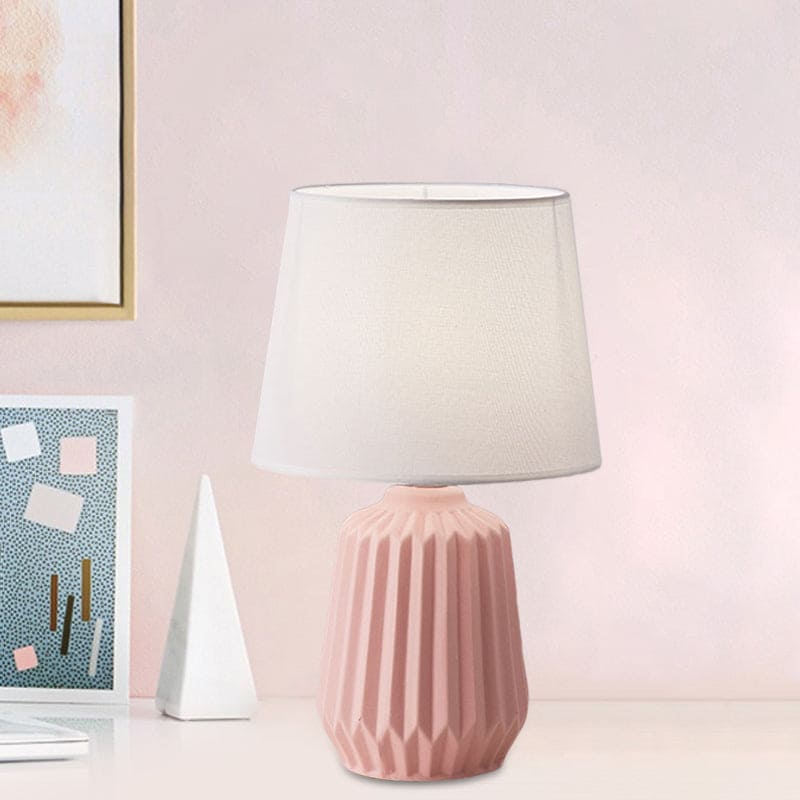 GlowLite - Lampada da tavolo con paralume in tessuto a forma di cono