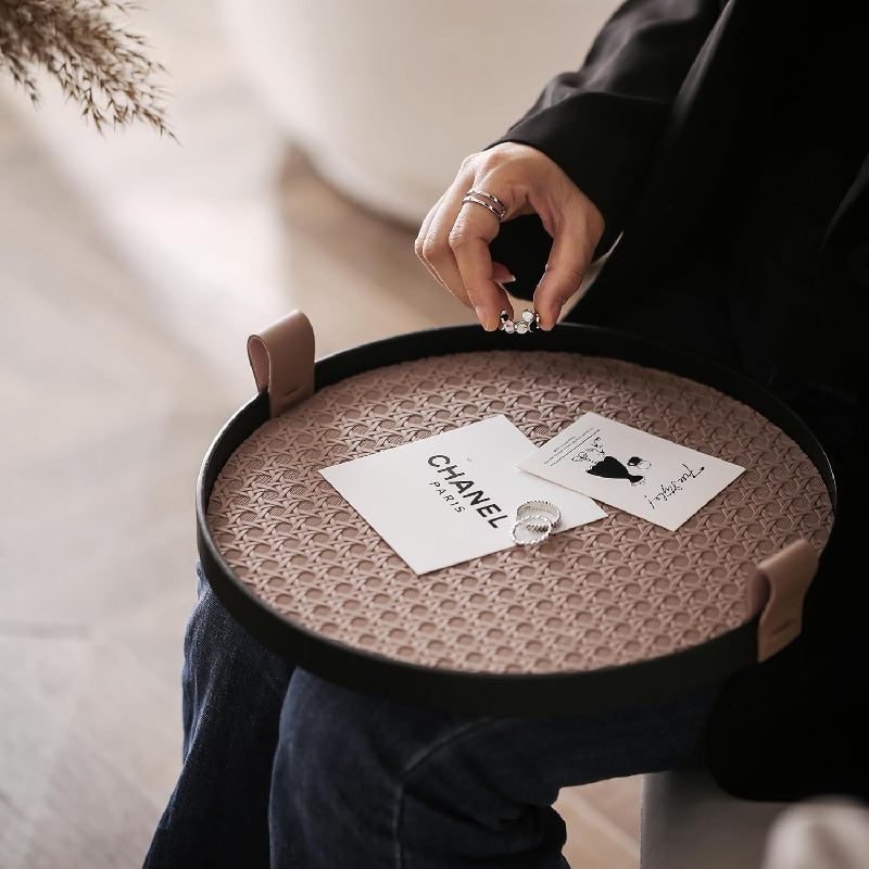 LeatherVault - Tabuleiro de Couro Vintage com Compartimento de Armazenamento