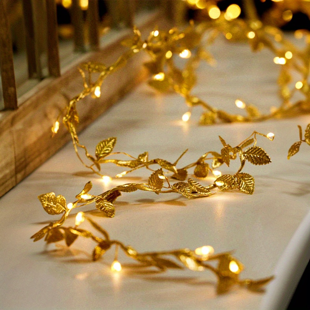 FairyLicht - Catena Luminosa in Rattan a Forma di Foglia Dorata a Batteria