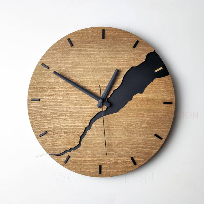 Orologio di Lusso in Legno - Stile e Eleganza