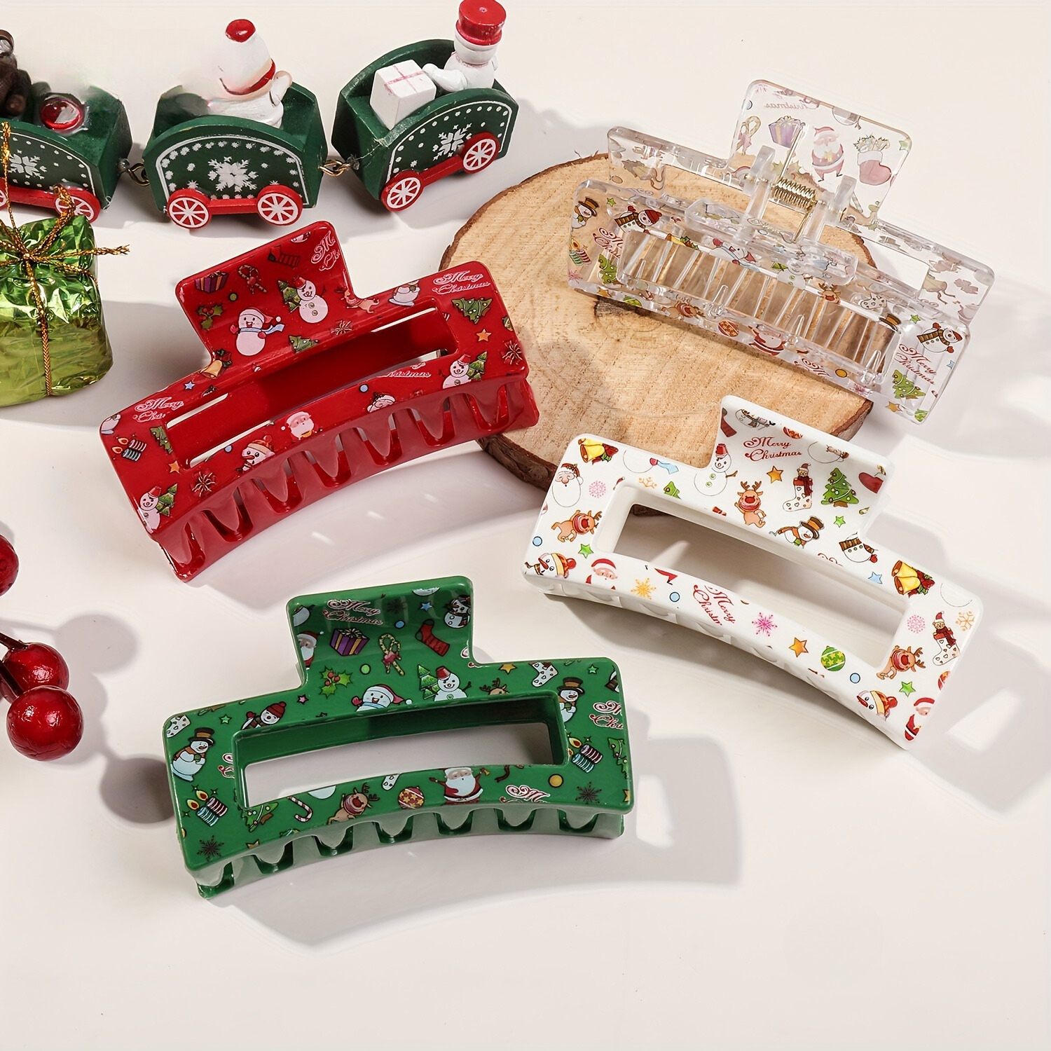 FestiveClips - 4-piece Set Elegant Christmas Print Hair Clips