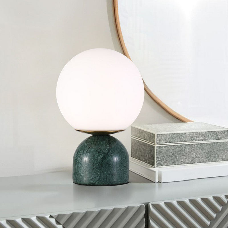 NordicGlow - Candeeiro de Mesa Moderno com Base em Mármore e Globo de Vidro