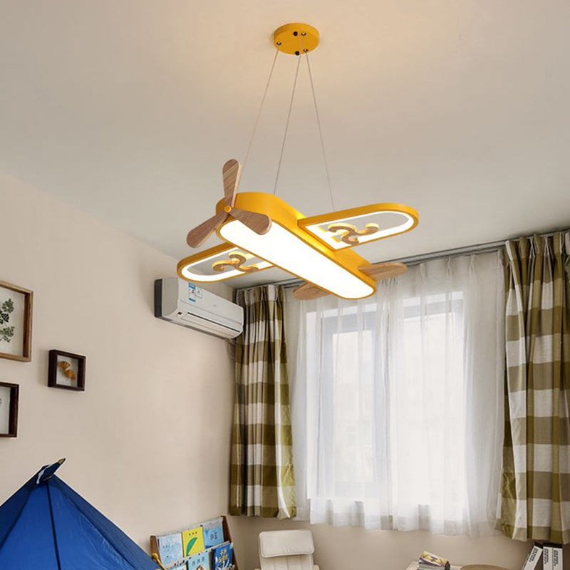 Candeeiro suspenso para quarto infantil em forma de avião com LED e lustre