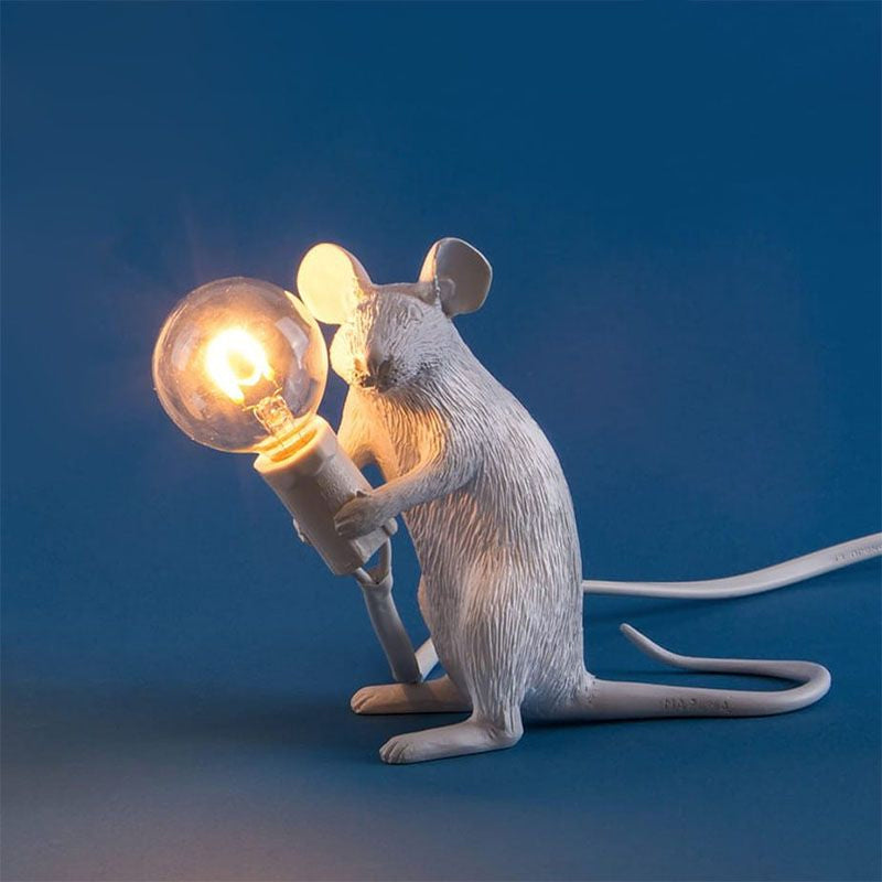 Candeeiro de Rato Criativo em Resina - Luz Noturna de 1 Lâmpada com Design Único