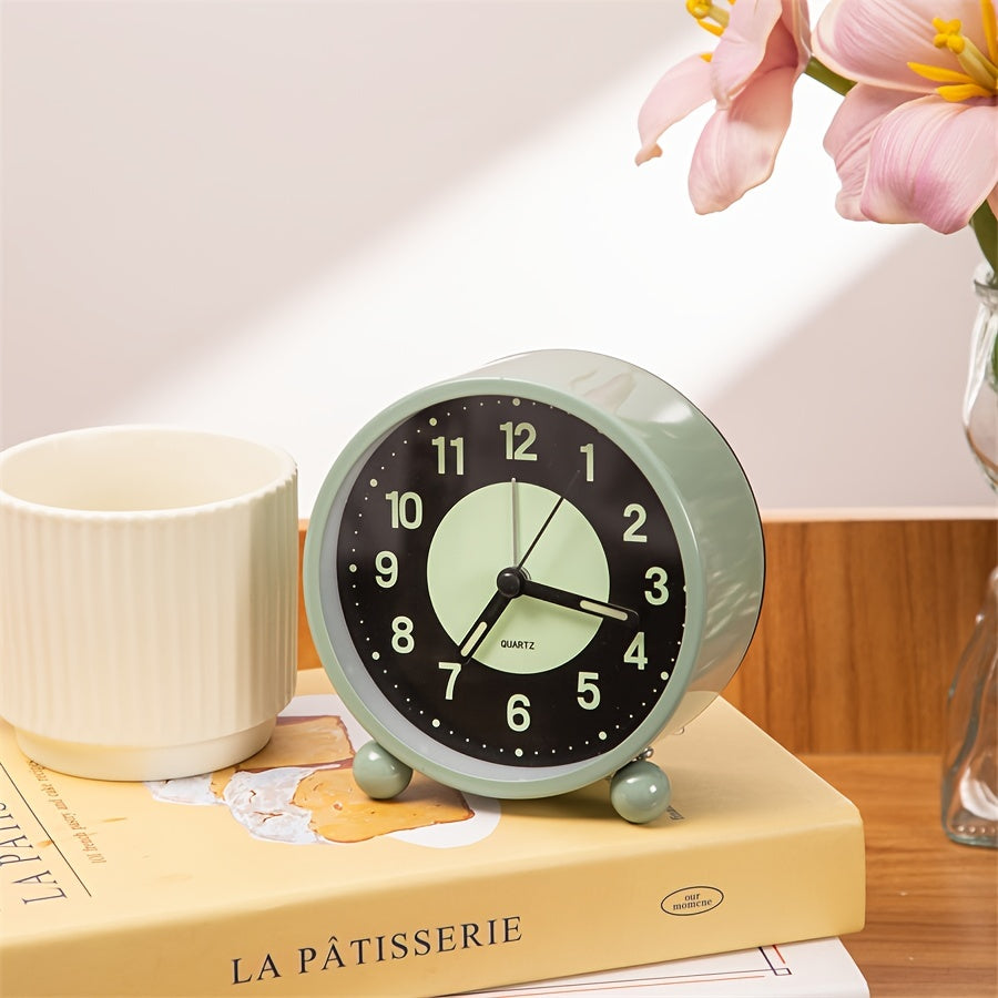 EleganceMetal - Chic Metal Alarm Clock with Soft Night Light