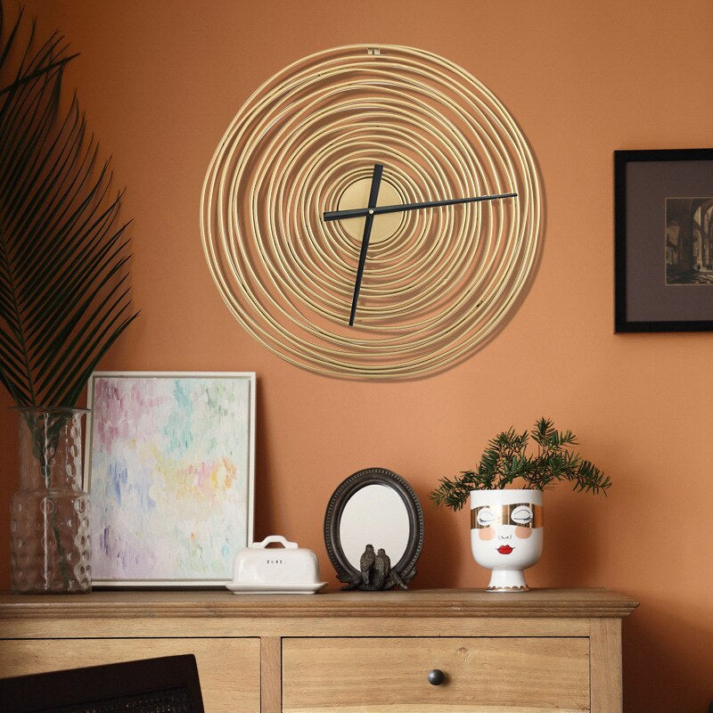 Eleganza Dorata - Orologio da Parete Elegante per la Tua Casa