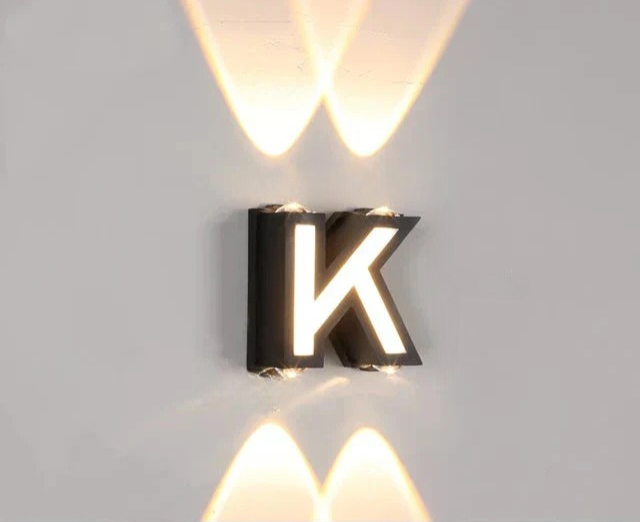 LumiLetter - Lampada da parete esterna a LED con lettere illuminate – Illuminazione decorativa resistente alle intemperie
