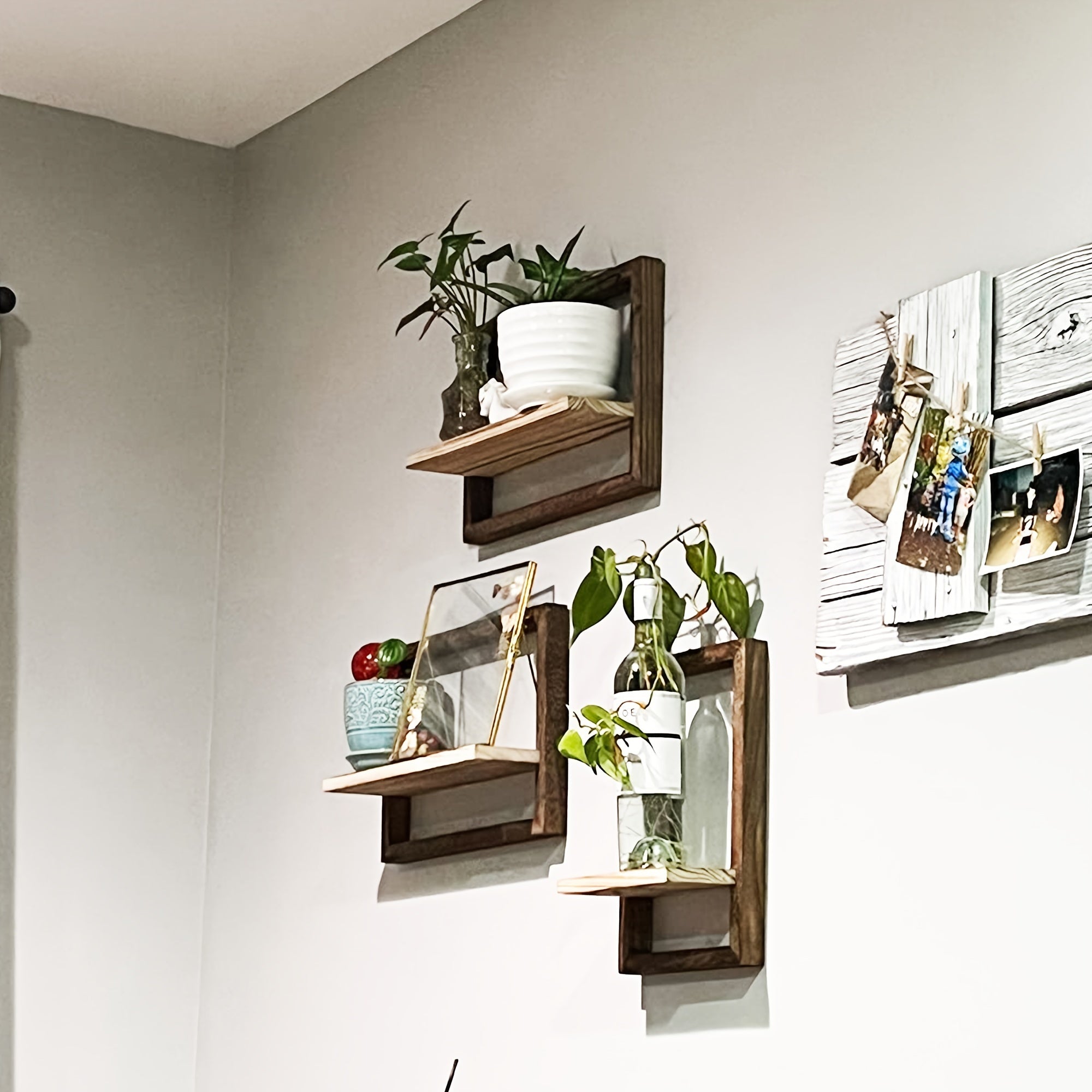 ModernShelf - Set of 2 Floating Shelves for Living Room