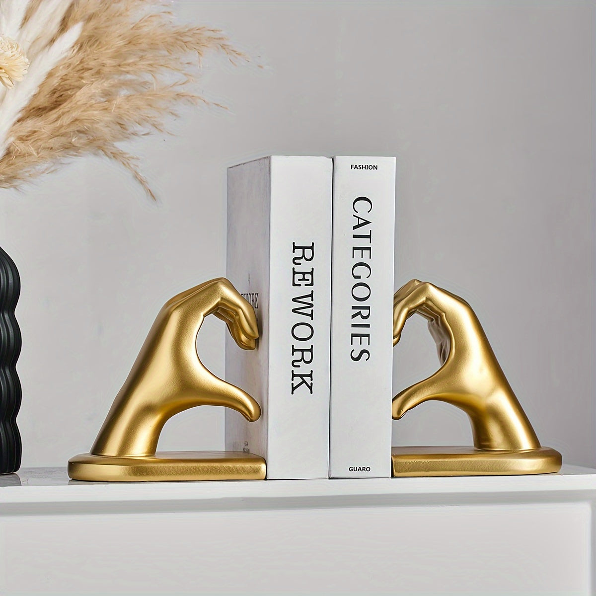 Heavy Duty Boekensteunen met Gouden Finger Heart Design - Moderne Kunst voor Thuisdecoratie
