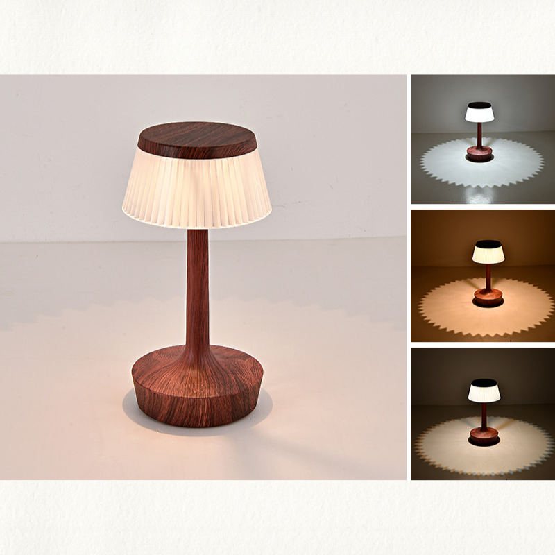 Lampada da tavolo LED con controllo touch