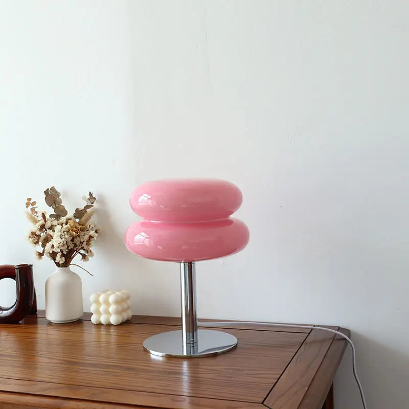 ItaliaModern - Elegante lampada da tavolo Bauhaus per un'abitazione contemporanea