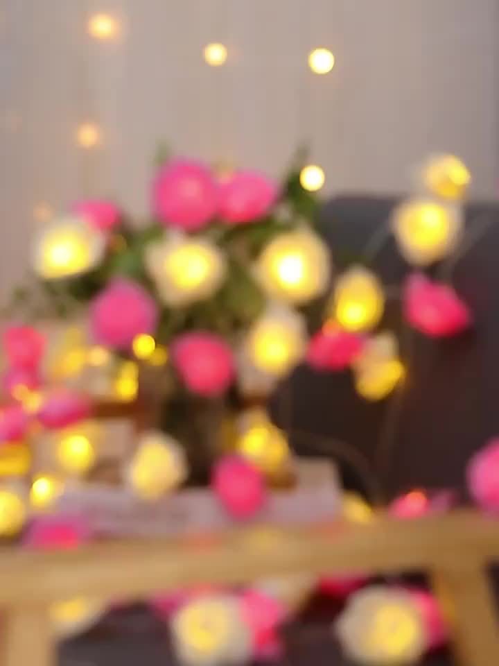 BloomLights - Catena Luminosa a LED Fiore di Rosa
