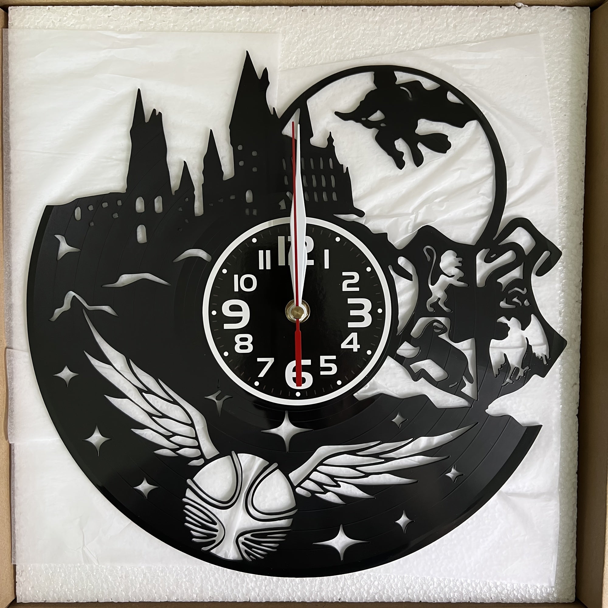 Relógio de Parede Silencioso em Vinil com Luz LED - Perfeito para Sala de Estar, Quarto, Cozinha e Escritório | Presente Ideal para Aniversário, Dia da Mãe e Halloween