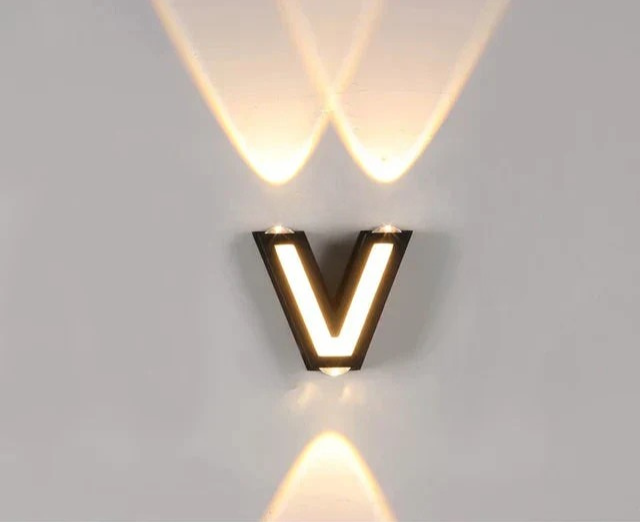 LumiLetter - Lampada da parete esterna a LED con lettere illuminate – Illuminazione decorativa resistente alle intemperie