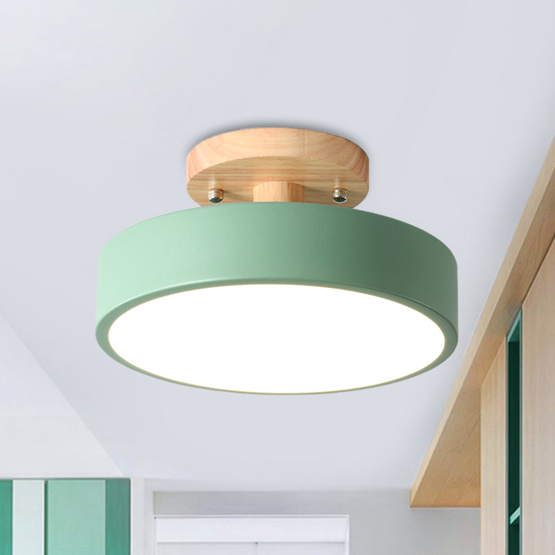 Lámpara de techo LED escandinava con tambor y madera para pasillo