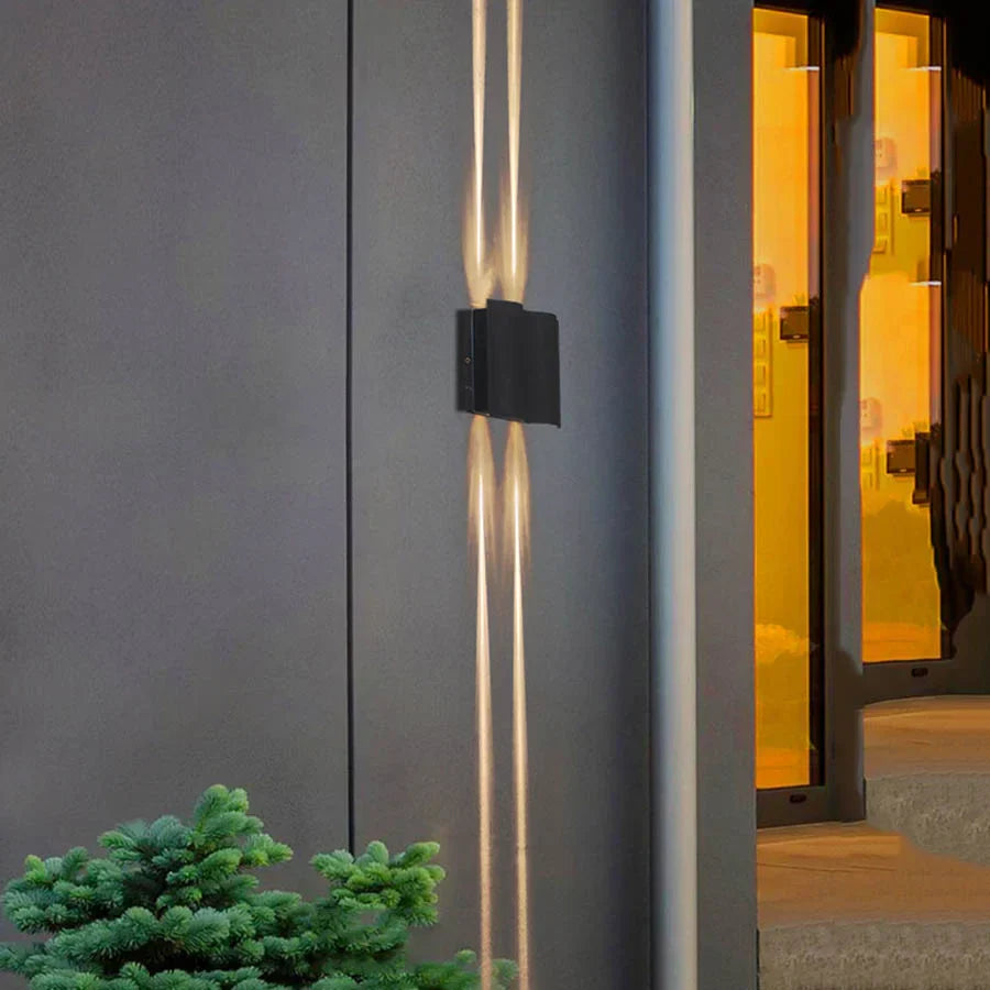 LumiLantern – Weerbestendige LED Buitenlantaarn voor Tuin & Terras, Energiezuinige & Moderne Verlichting