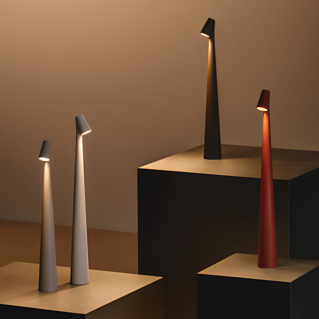 AuroraGlow - Lampada da Tavolo Conica Elegante con Downlight e Possibilità di Ricarica USB