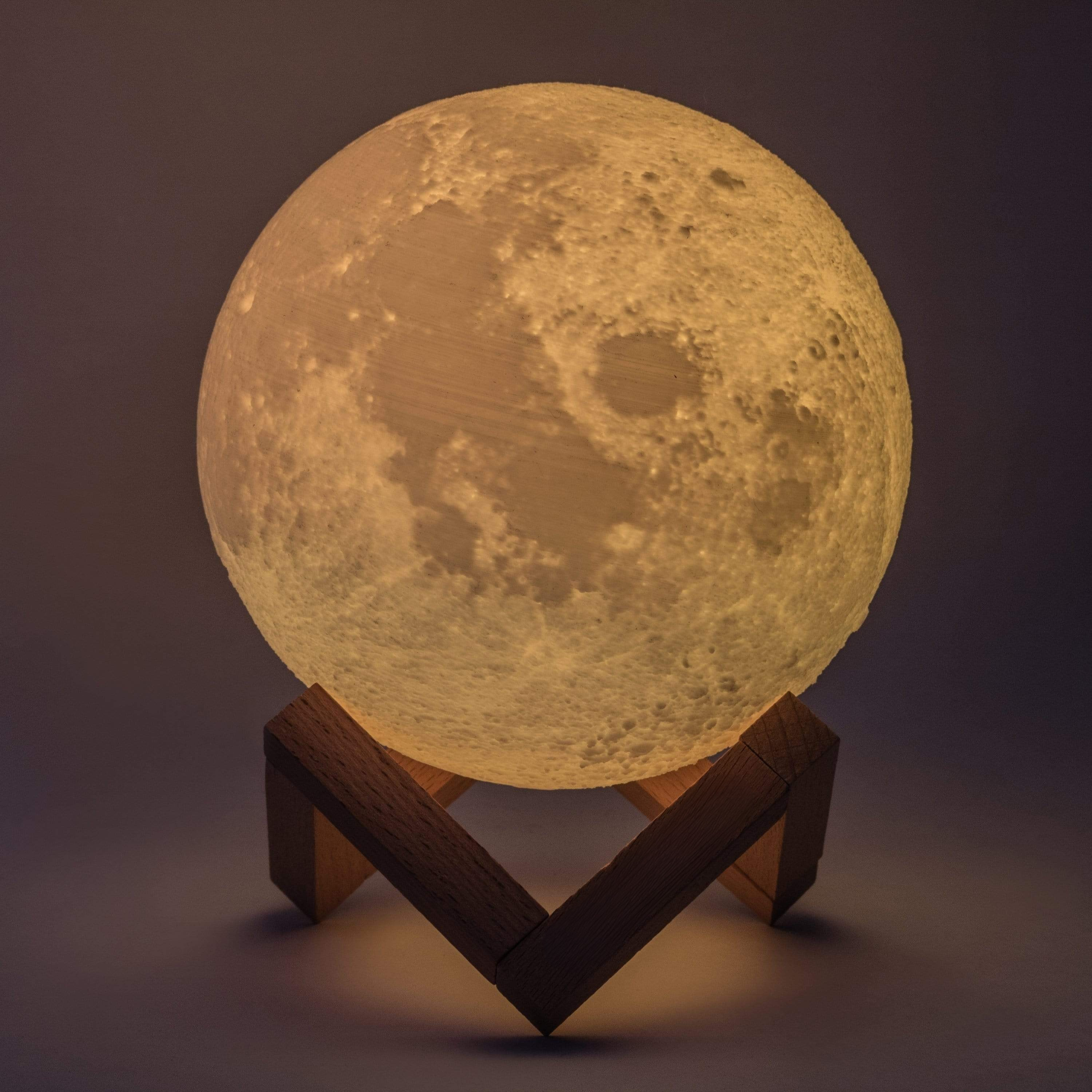 LunarGlow - Wireless Moon Lamp with 3D Detail