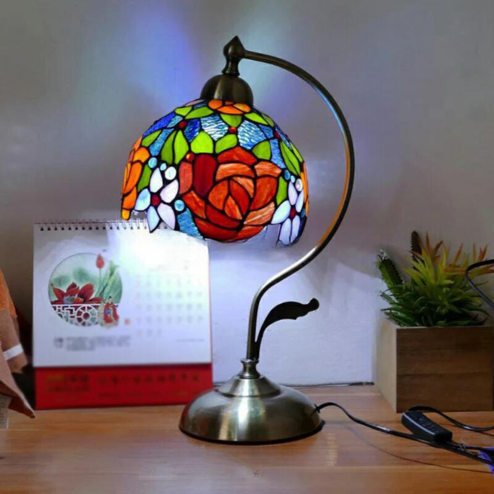 Lampada da tavolo Tiffany a collo d'oca - Lampada da comodino in metallo con paralume in vetro intagliato a mano