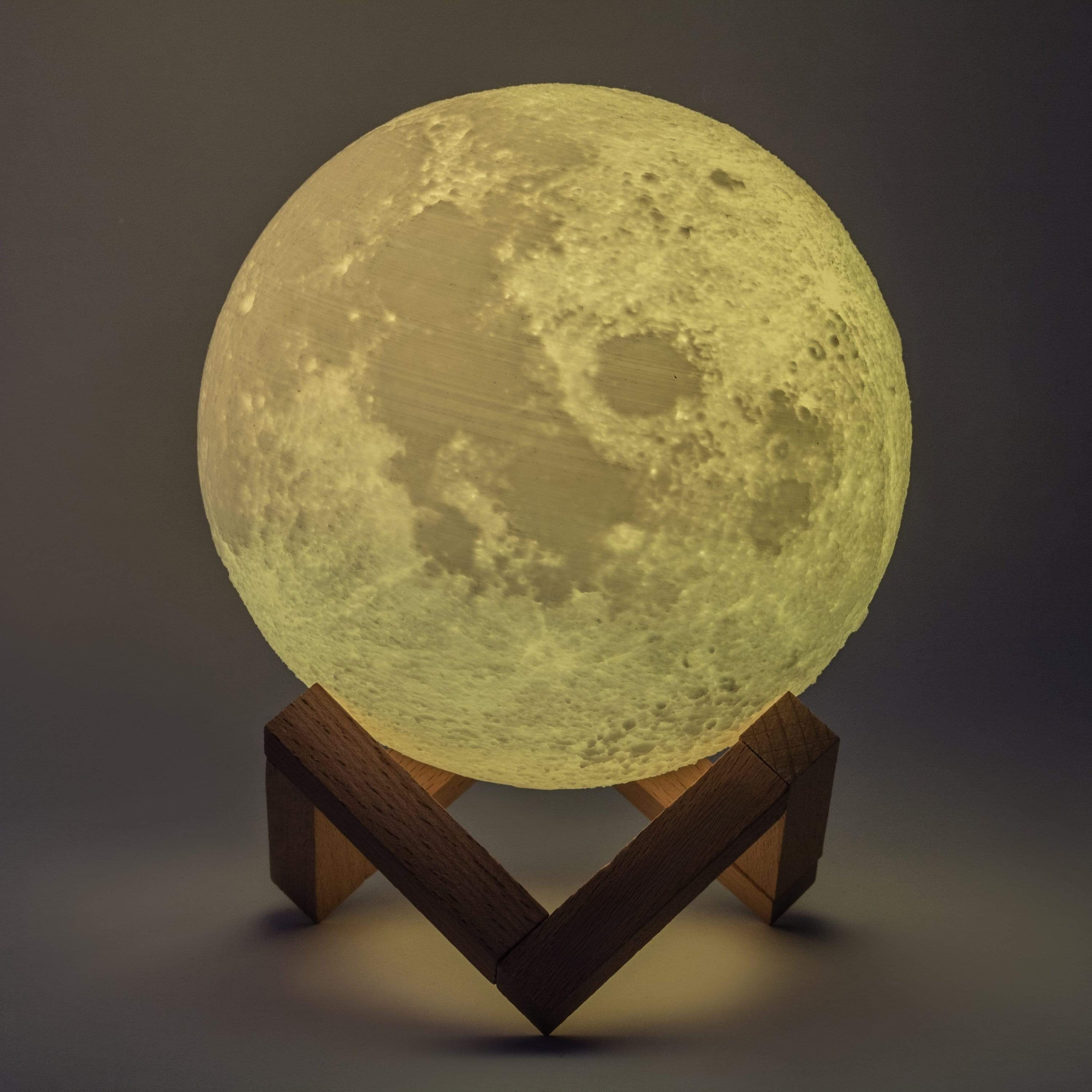 LunarGlow - Wireless Moon Lamp with 3D Detail